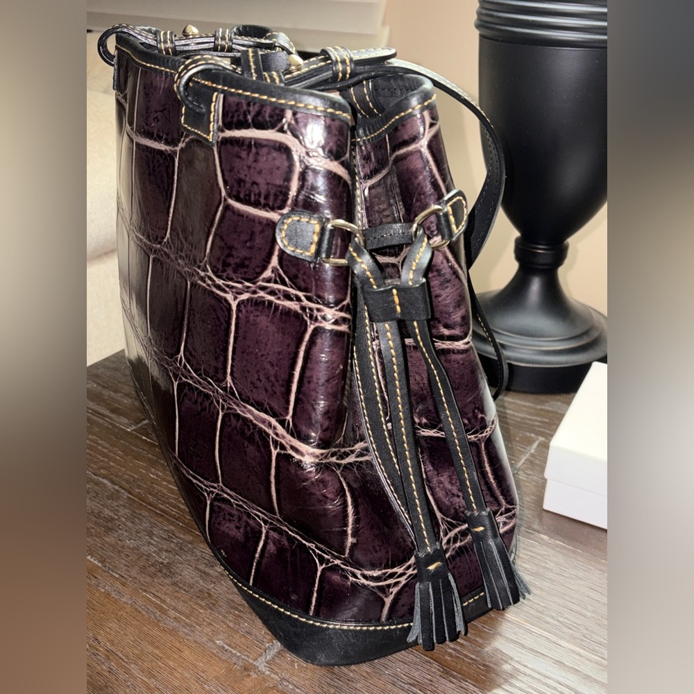 Dooney & Bourke Maurizia Croc-Embossed Aubergine Tote, Pouch EUC & NWT WALLET - Picture 8 of 15